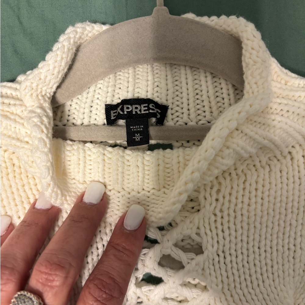EXPRESS Ivory Cable Knit Sweater - Picture 2 of 4